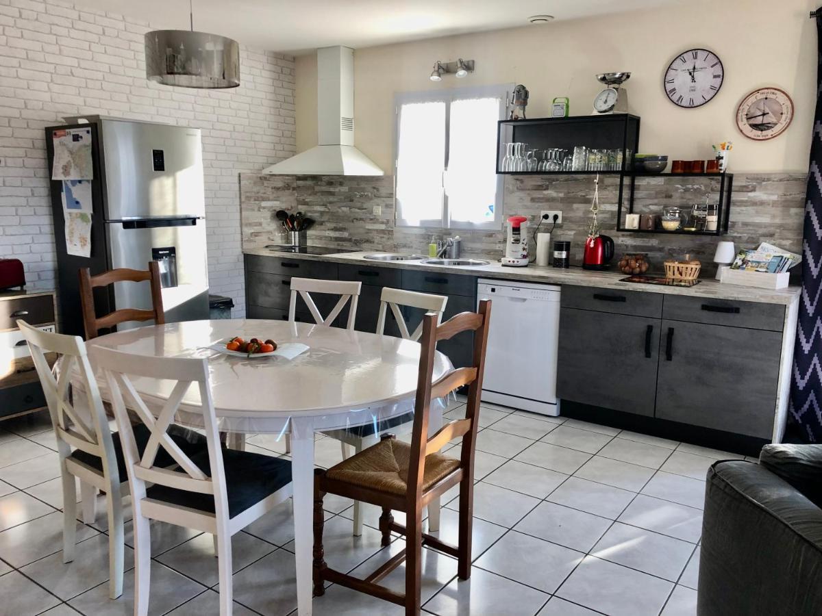 Le Rendez Vous Des Vacances Fouras Bagian luar foto
